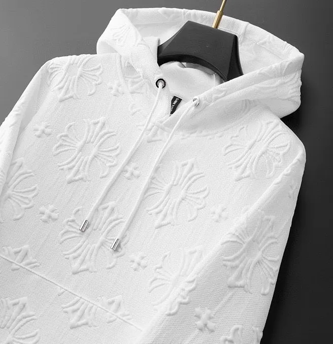 🅿️500 [ChampionHearts] Hot-selling suit is coming. Focus on the original version of the official website. 2025 new hot-selling cardigan sweater suit. The original order is the best. 🇭🇰The meticulous work of top designers. It is a fitting and perfect upper body effect. All-natural high-quality Tencel Roman cotton 100%, close-fitting comfort, noble and elegant! Original hardware embodies elegance and nobility! Counter size: M-4XL (up to 190 pounds)